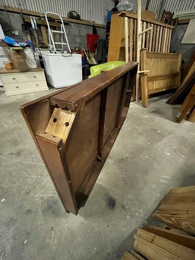 Dinning table 6'x3'