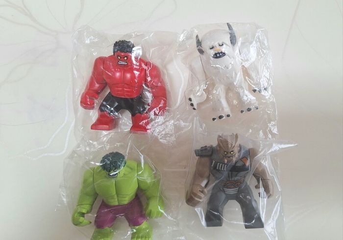 Lego Minifigures - Marvel & DC