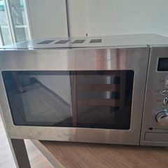 microwave and kettle