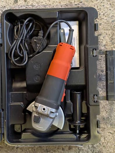 Black & Decker angle grinder