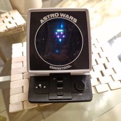 80s Classic Retro game machine (Astro wars)