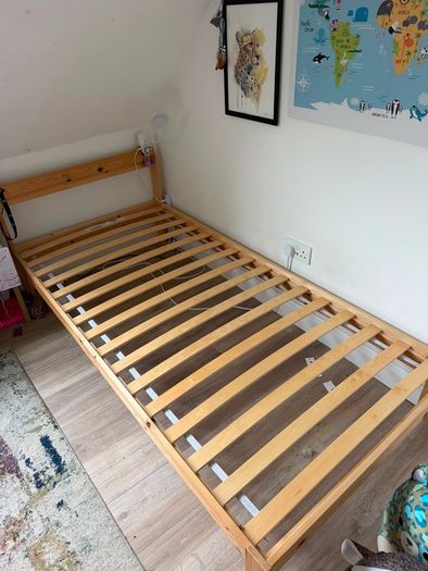 Single Bed (2 Available)