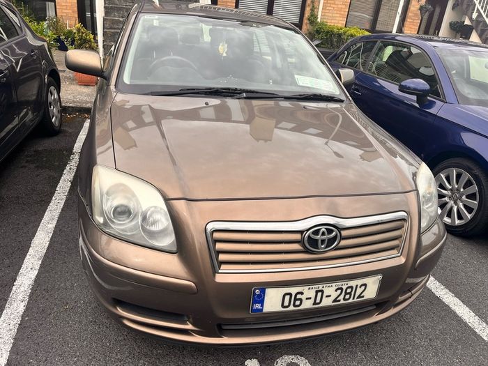 2006 avensis