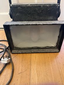 Heavy duty plug in light