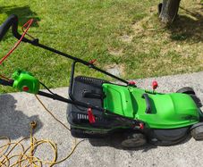 Lawnmower Electric