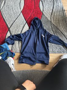 boys hoodie size 14-15