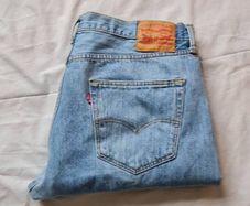 levis 501 Size 38/28 button fly have been shortened from 32" leg In excellent condition