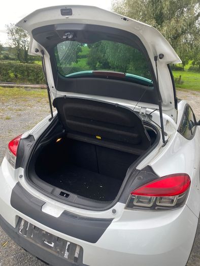 2011 Renault Megane Coupe Breaking For Parts