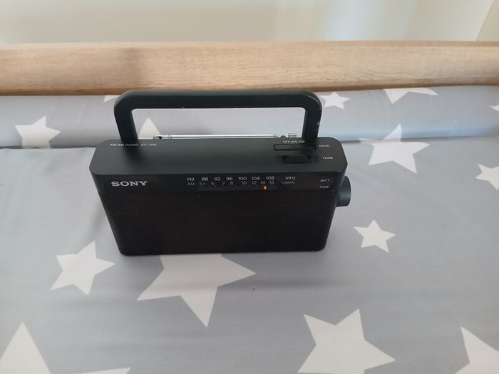sony radio ICF-306