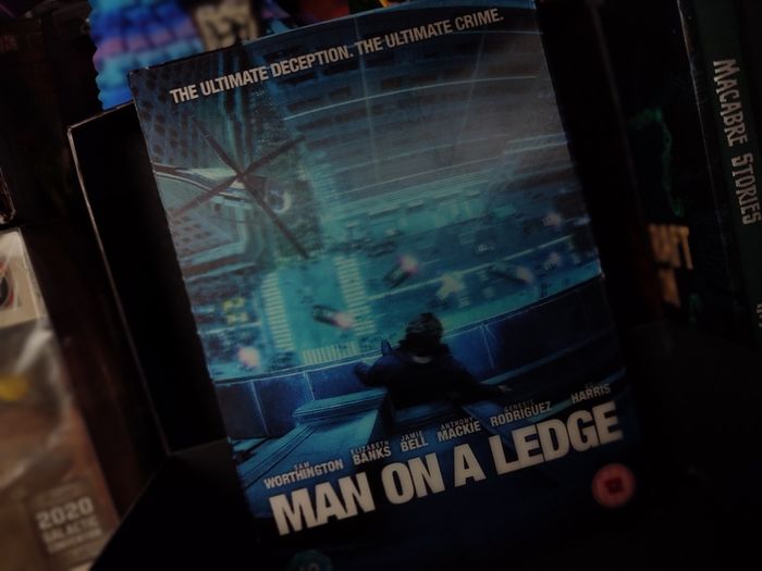 Man On a Ledge ! with Lenticular Slipcase ! 2012 ! DVD !