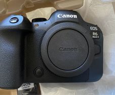Canon R6m2