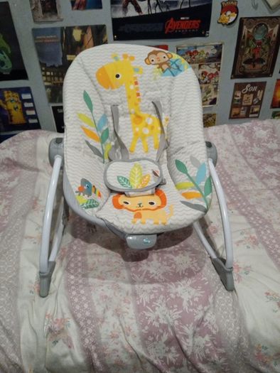 Bright Starts Safari Blast Infant to Toddler Rocker Seat with Soothing Vibrations