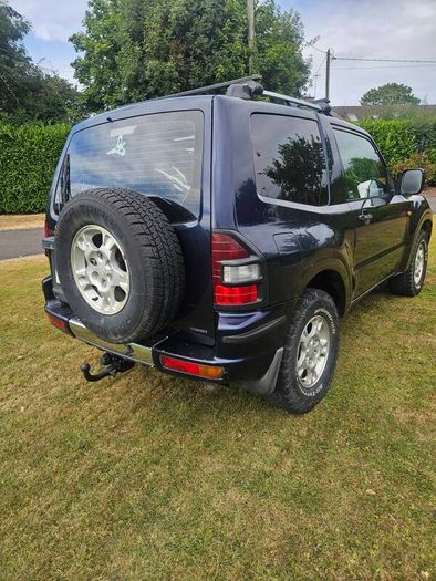 2002 Mitsubishi Pajero