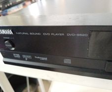 Yamaha cd/DVD player