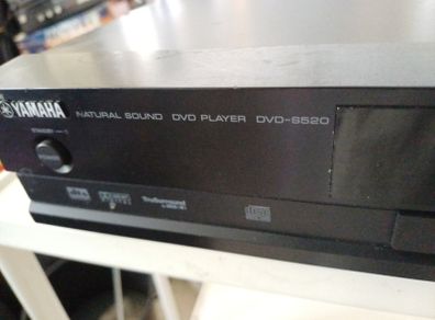 Yamaha cd/DVD player