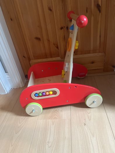 baby walker