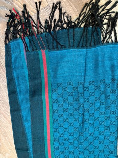 scarf/shawl