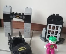 Lego Duplo Batman Bat mobile Joker