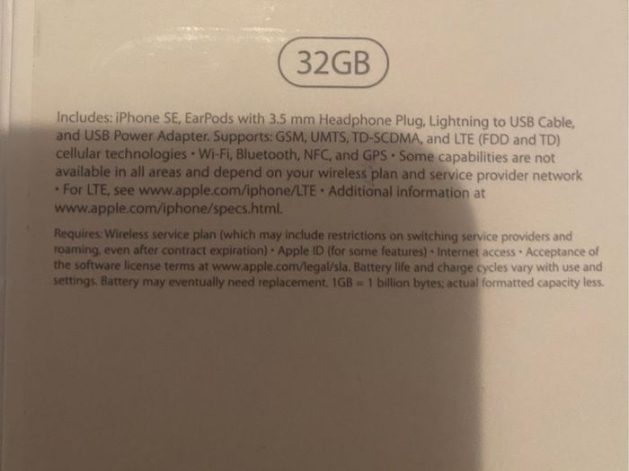 Apple iPhone SE Gold 32GB Sim Free in Brand New Condition