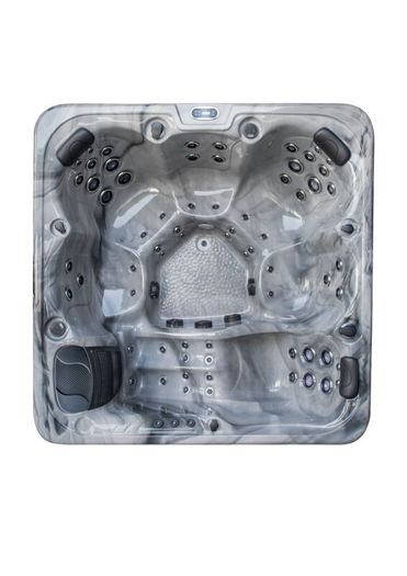 Apullia Hot Tub