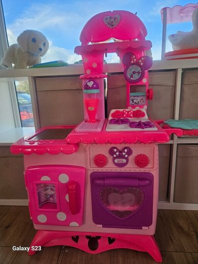 minnie mouse kitchen