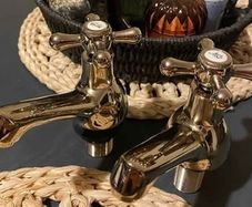 New Keiss Cooke & Lewis Traditional 2 Bath Pillar Taps -gold-cross Head/hot-cold