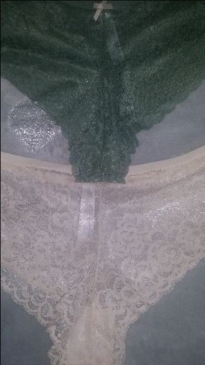 Brand new 2 lace briefs size UK18/20 EU46/48 Postage included