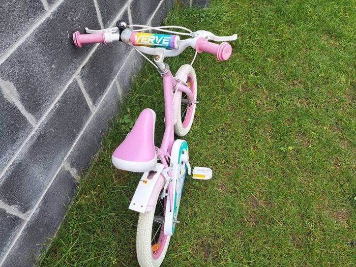 Girls 14 inch bike unicorn