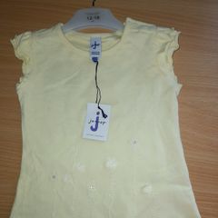 Baby's t shirt,new, age 12-18 months
