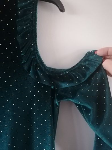 V by Very Green & gold Velvet Cold Shoulder Top. Size 14.