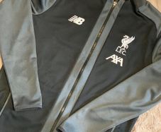 New balance mens top