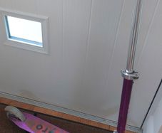 2 wheeled Micro Scooter with knee/elbow pads and spare handle