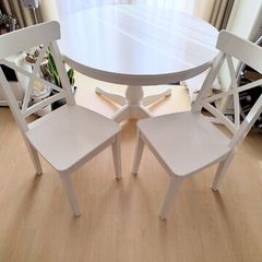 Dining table & chairs