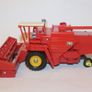 Britains - Farm - Massey Ferguson Combine Harvester 760 Image 4
