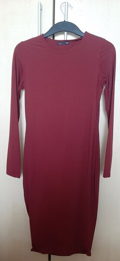 burgundy dress