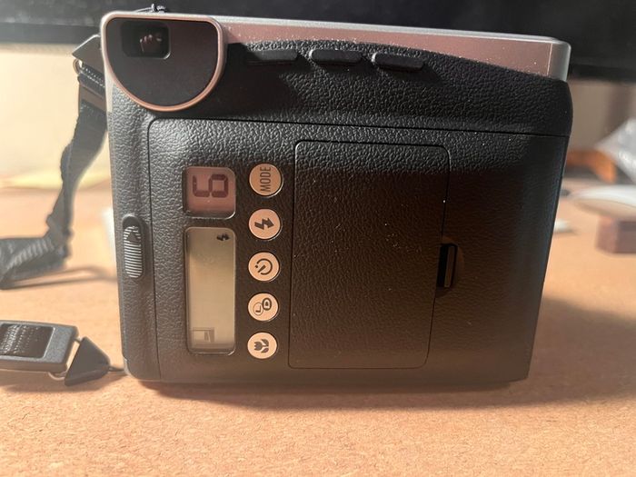 Fujifilm Instax Mini 90 Neo Classic - Working Perfectly