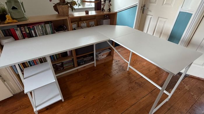 desk
