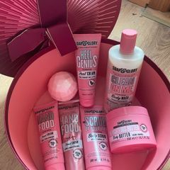Soap & Glory Body gift set