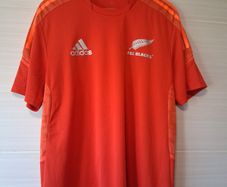 All Blacks Jersey.  Official Adidas All Blacks Pre Match Warm Up Jersey. Collect In Dublin Or Receive Via Post.