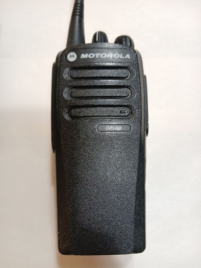 4 X Motorola DP1400 Digital Professional Walkie Talkie