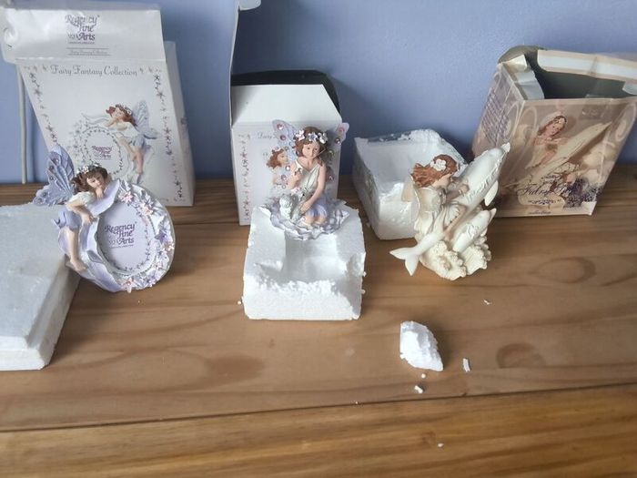 figurines