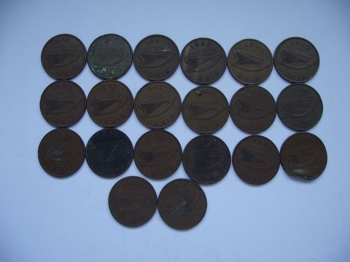 Irish coins. 20 pieces @1D from years (1941-1952)