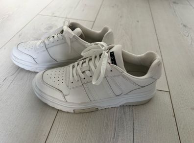 Tommy Hilfiger trainers