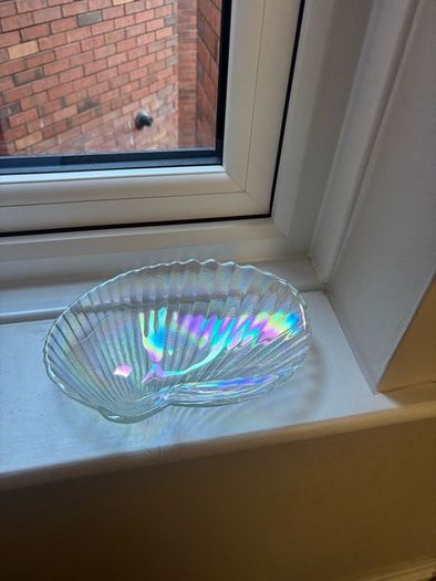 Sostrene Green iridescent shell bowl