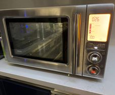 Sage - Combi Microwave Air Fryer - the Combi Wave 3 in 1