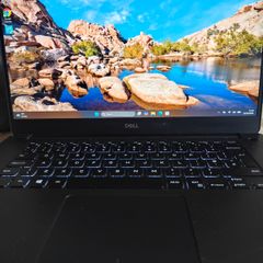 XPS 15  7590, i5-9300H,16gb DDR4, 512gb NVMe, battery over 6 hours, good condition, original charger