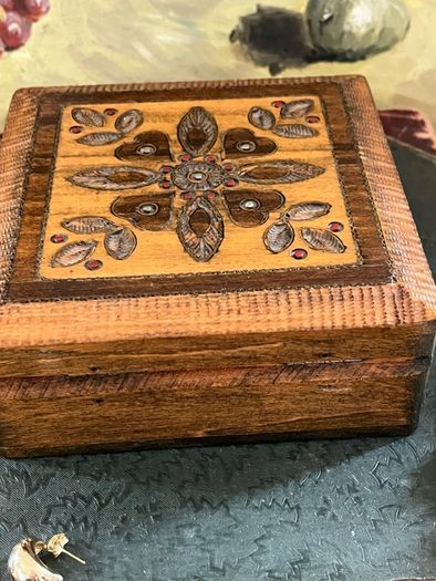 Vintage circa 1970 Hand-Carved Polish Wooden Jewellery Trinket Box Brass & Copper Inlay