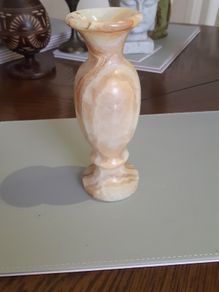 Ex film prop onyx vase