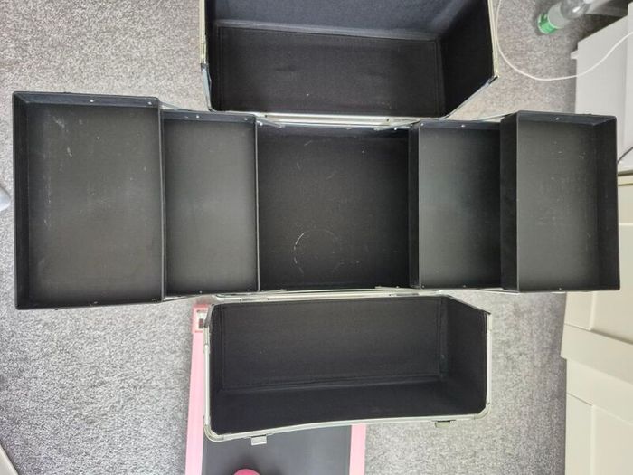 makeup travel case