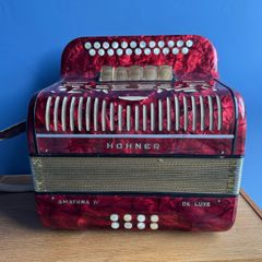 Hohner accordion B/C